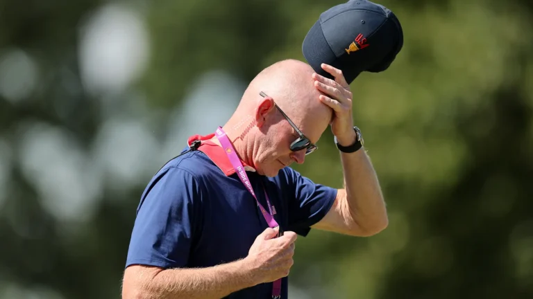 Snedeker asume errores propios en la debacle del equipo de Estados Unidos en la Presidents Cup